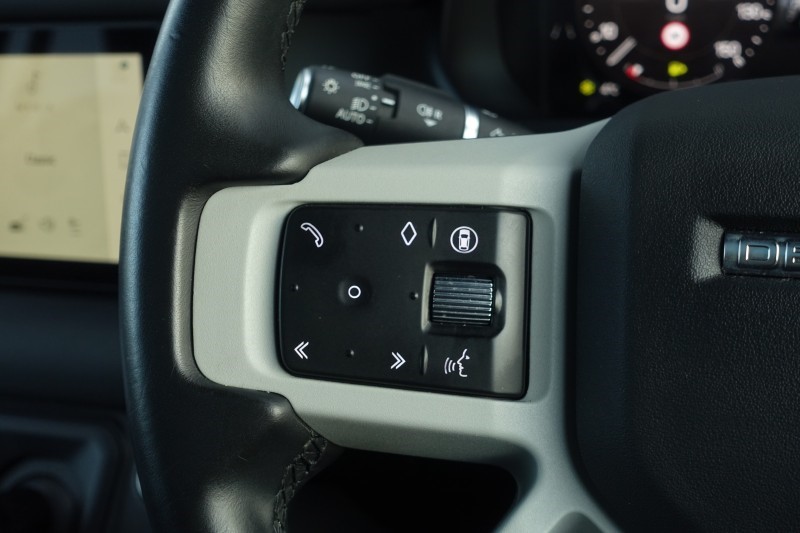 Used Land Rover Defender 2024 for sale - 77690972: Photo 37