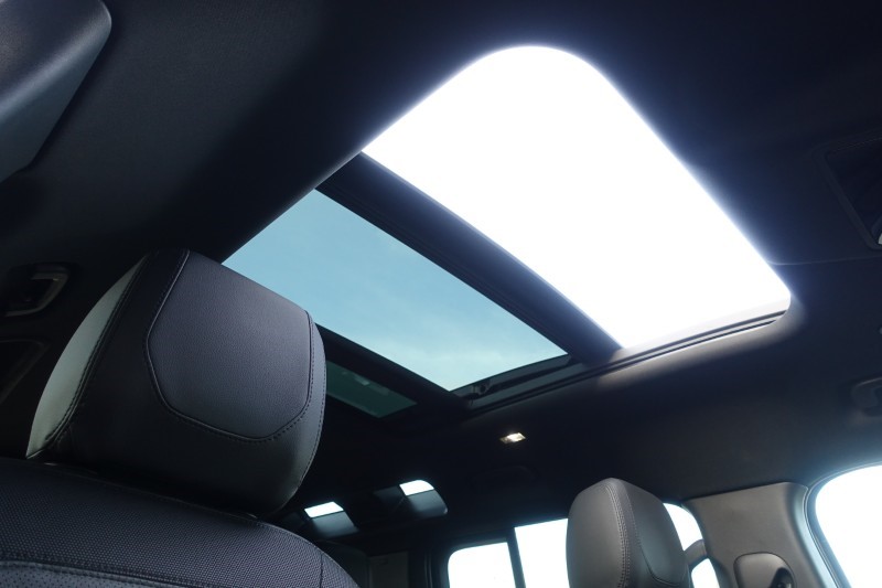 Used Land Rover Defender 2024 for sale - 77690972: Photo 48