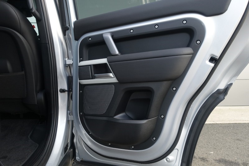 Used Land Rover Defender 2024 for sale - 77690972: Photo 53