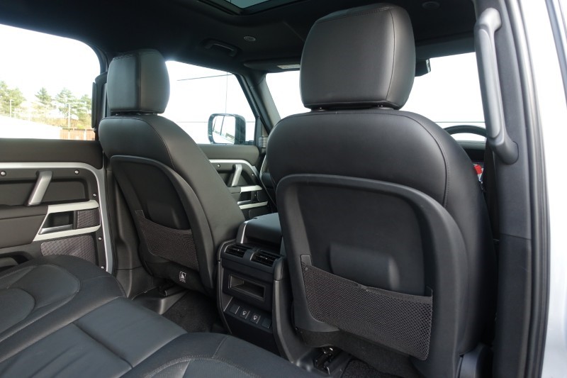 Used Land Rover Defender 2024 for sale - 77690972: Photo 54