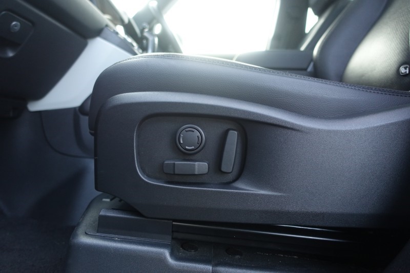 Used Land Rover Defender 2024 for sale - 77690972: Photo 62