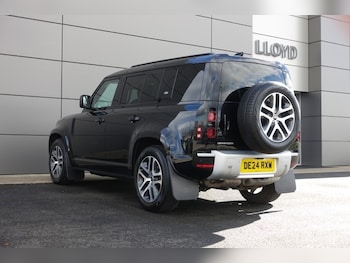 Used Land Rover Defender 2024 for sale - 78131486: Photo