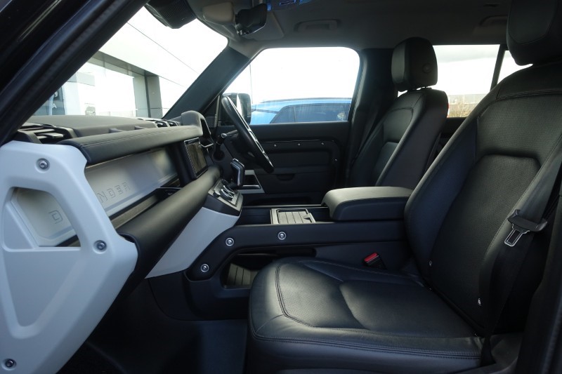 Used Land Rover Defender 2024 for sale - 78131486: Photo 4