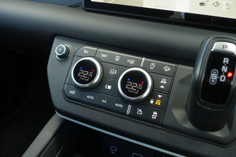 Used Land Rover Defender 2024 for sale - 78131486: Photo 46