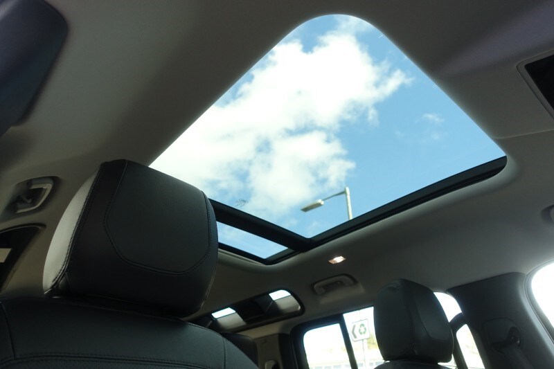 Used Land Rover Defender 2024 for sale - 78131486: Photo 51