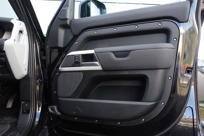 Used Land Rover Defender 2024 for sale - 78131486: Photo 54