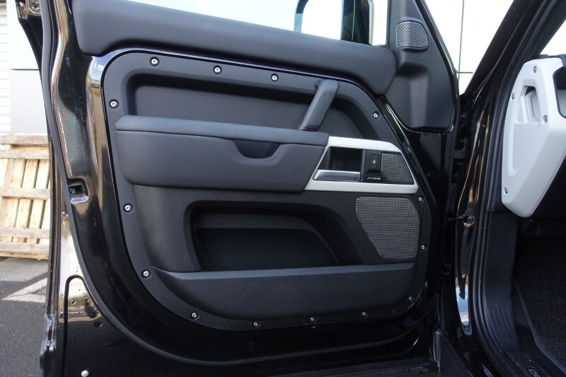 Used Land Rover Defender 2024 for sale - 78131486: Photo 64