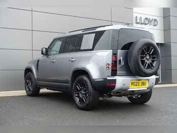 Used Land Rover Defender 2023 for sale - 78000456: Photo