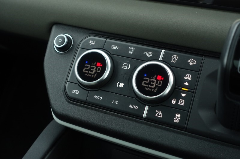 Used Land Rover Defender 2023 for sale - 78000456: Photo 45