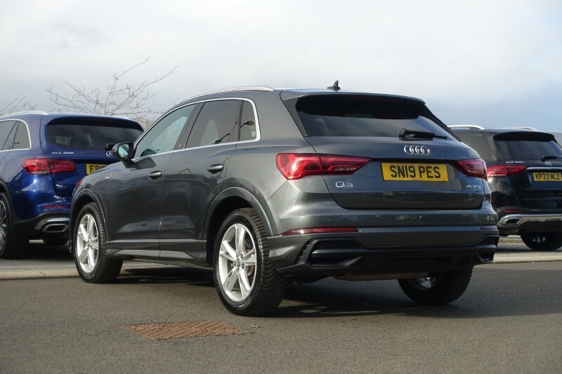 Used Audi Q3 2019 for sale - 77973657: Photo 3