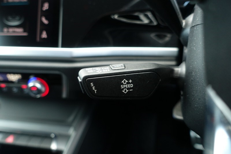 Used Audi Q3 2019 for sale - 77973657: Photo 33