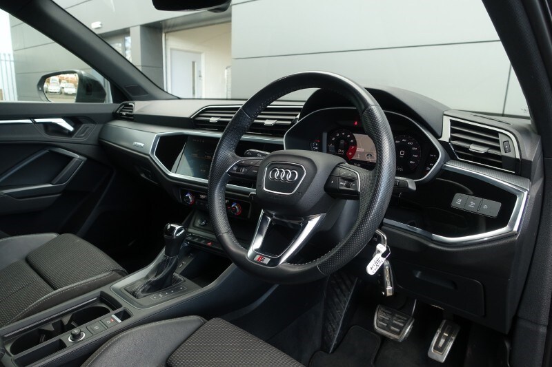 Used Audi Q3 2019 for sale - 77973657: Photo 40