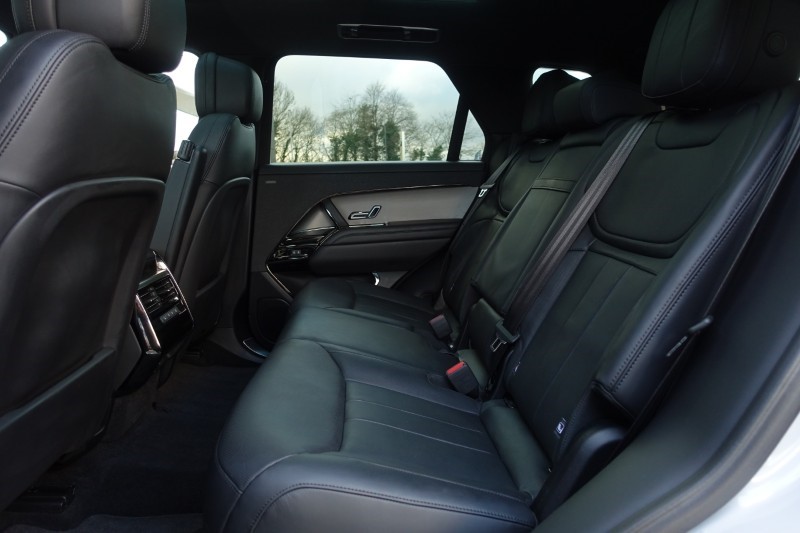 Used Land Rover Range Rover Sport 2023 for sale - 77220404: Photo 4