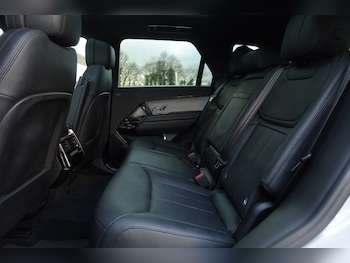 Used Land Rover Range Rover Sport 2023 for sale - 77220404: Photo