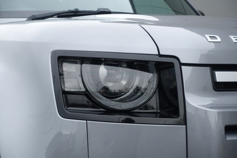 Used Land Rover Defender 2023 for sale - 77700993: Photo 17