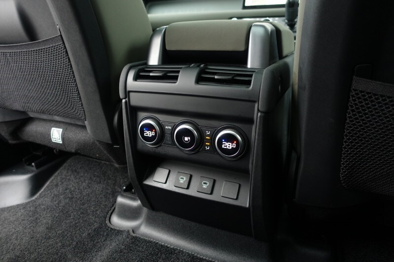 Used Land Rover Defender 2023 for sale - 77700993: Photo 18