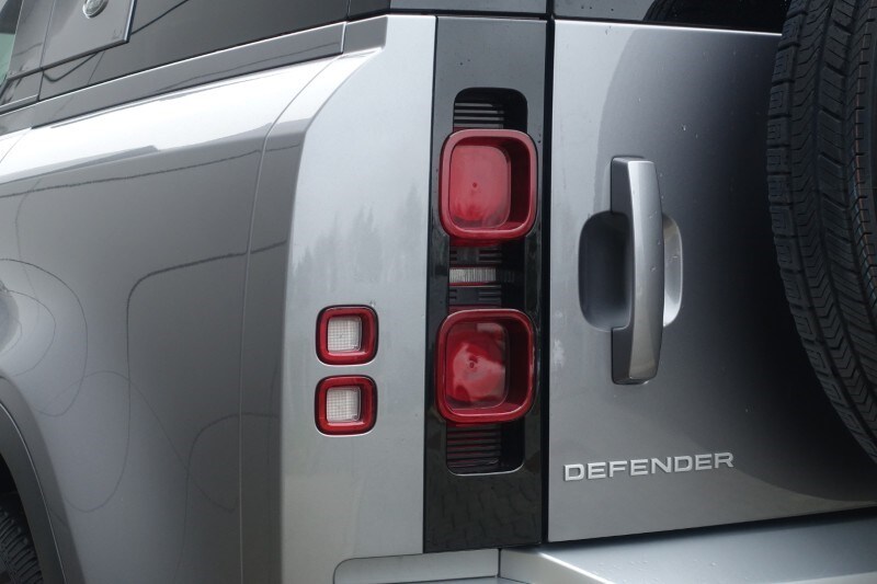 Used Land Rover Defender 2023 for sale - 77700993: Photo 19