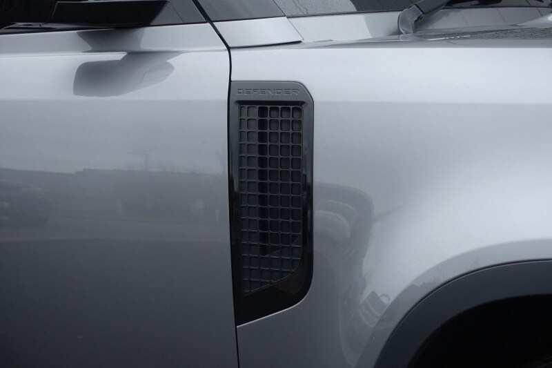 Used Land Rover Defender 2023 for sale - 77700993: Photo 20