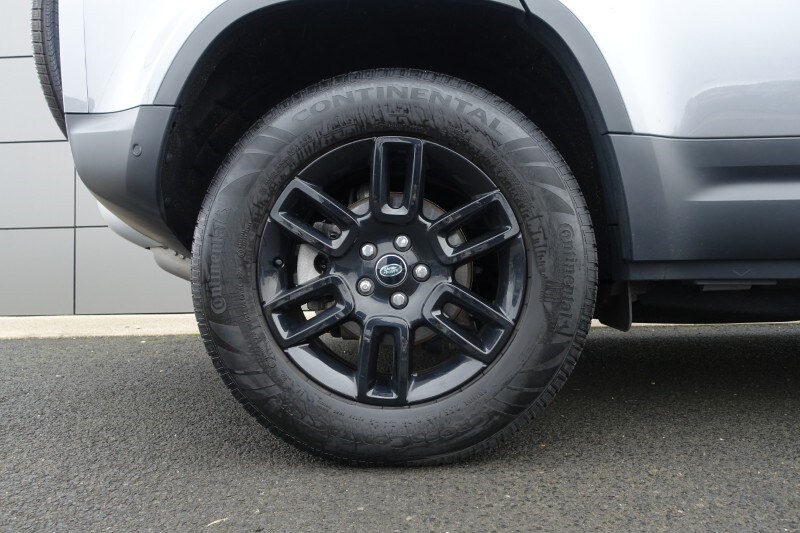 Used Land Rover Defender 2023 for sale - 77700993: Photo 25