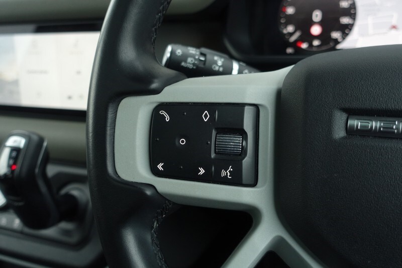 Used Land Rover Defender 2023 for sale - 77700993: Photo 38