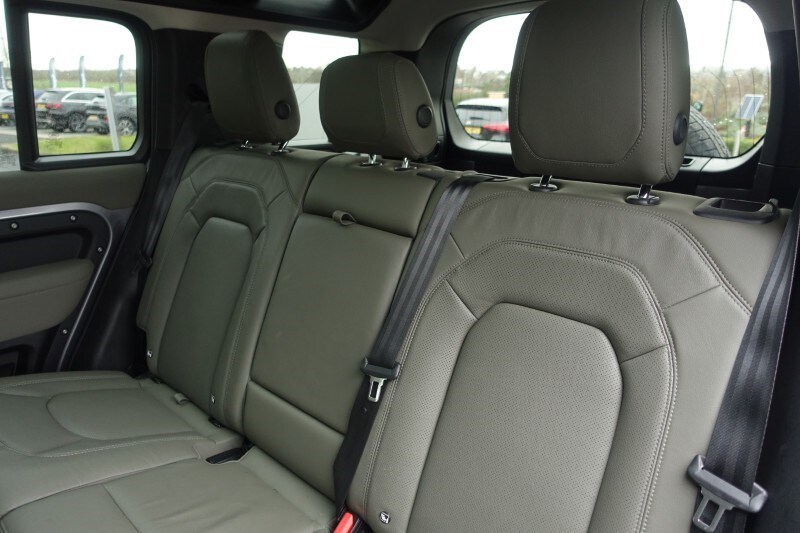 Used Land Rover Defender 2023 for sale - 77700993: Photo 60