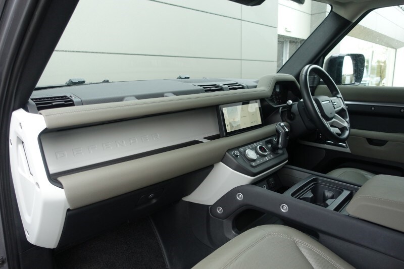 Used Land Rover Defender 2023 for sale - 77700993: Photo 62