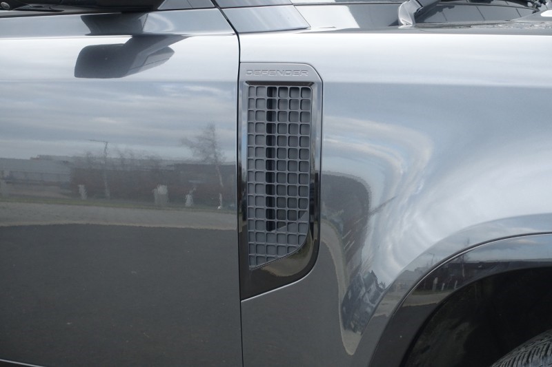 Used Land Rover Defender 2024 for sale - 77758742: Photo 20