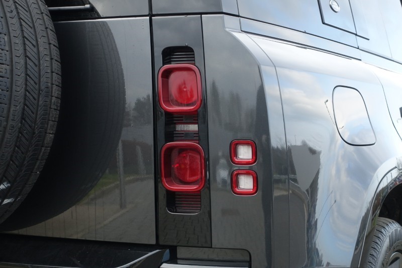 Used Land Rover Defender 2024 for sale - 77758742: Photo 27