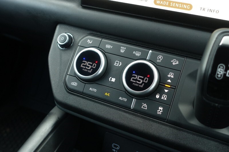 Used Land Rover Defender 2024 for sale - 77758742: Photo 45