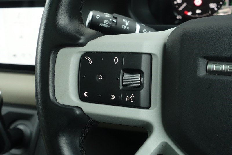 Used Land Rover Defender 2022 for sale - 77592335: Photo 44