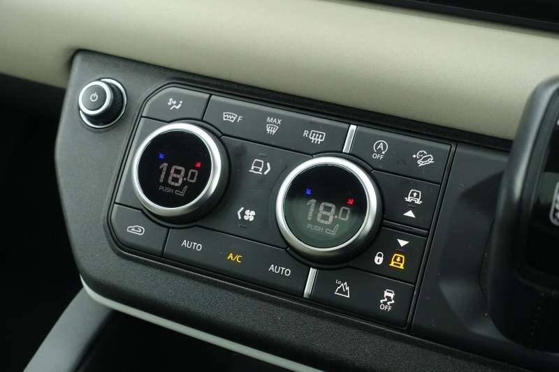 Used Land Rover Defender 2022 for sale - 77592335: Photo 53