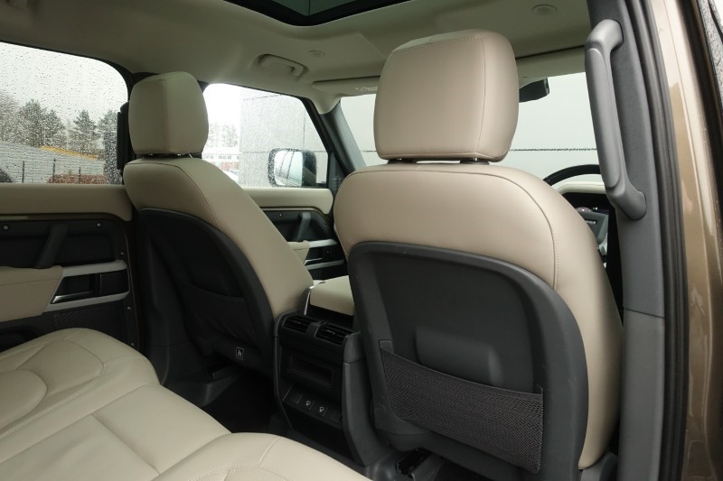 Used Land Rover Defender 2022 for sale - 77592335: Photo 64