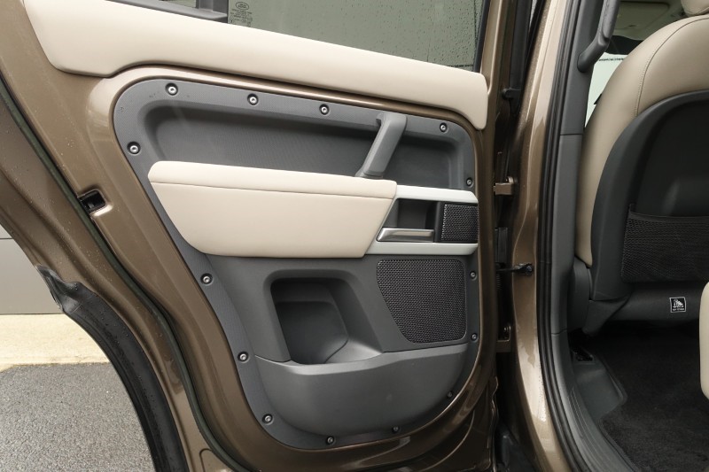 Used Land Rover Defender 2022 for sale - 77592335: Photo 67