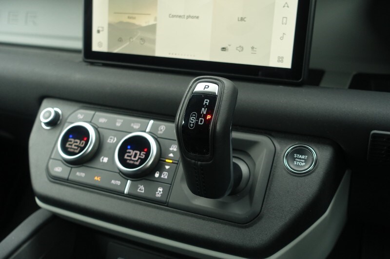 Used Land Rover Defender 2023 for sale - 77877760: Photo 13