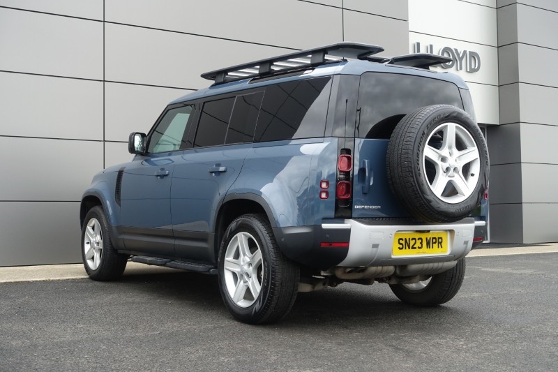 Used Land Rover Defender 2023 for sale - 77877760: Photo 2