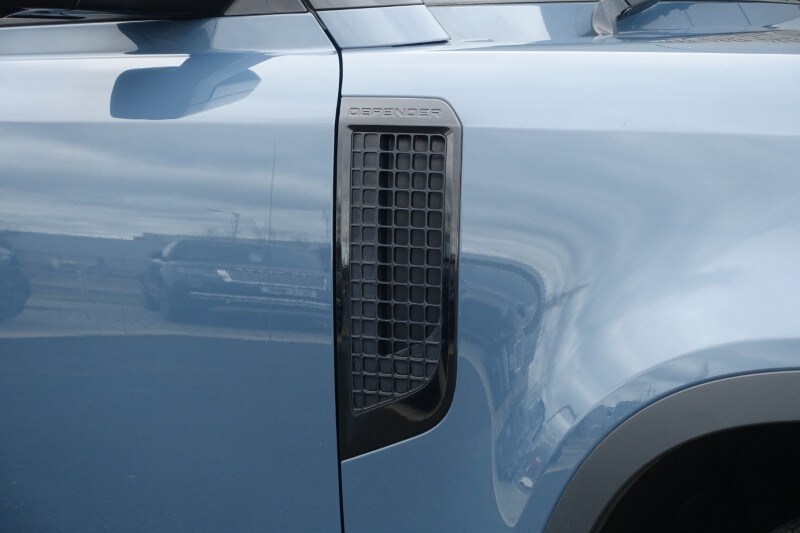 Used Land Rover Defender 2023 for sale - 77877760: Photo 20