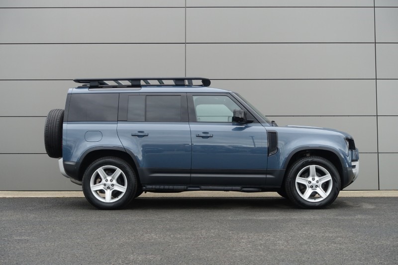 Used Land Rover Defender 2023 for sale - 77877760: Photo 5