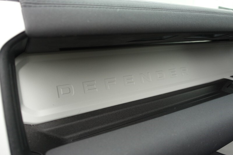 Used Land Rover Defender 2023 for sale - 77877760: Photo 50