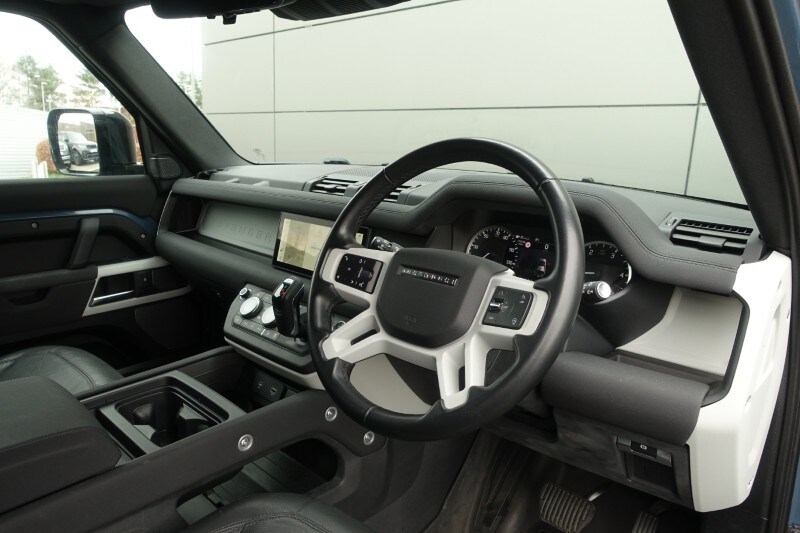 Used Land Rover Defender 2023 for sale - 77877760: Photo 9