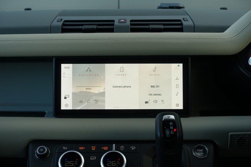 Used Land Rover Defender 2023 for sale - 78179951: Photo 15