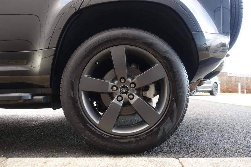 Used Land Rover Defender 2023 for sale - 78179951: Photo 31