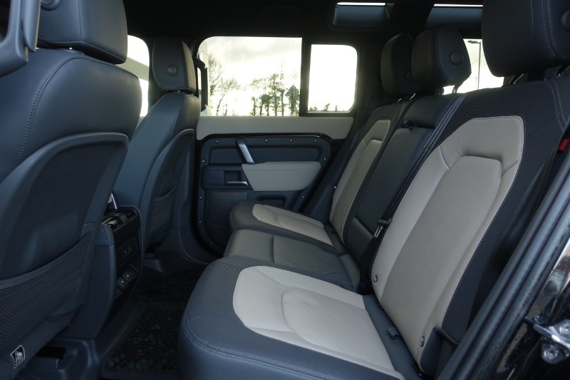 Used Land Rover Defender 2023 for sale - 78179951: Photo 5