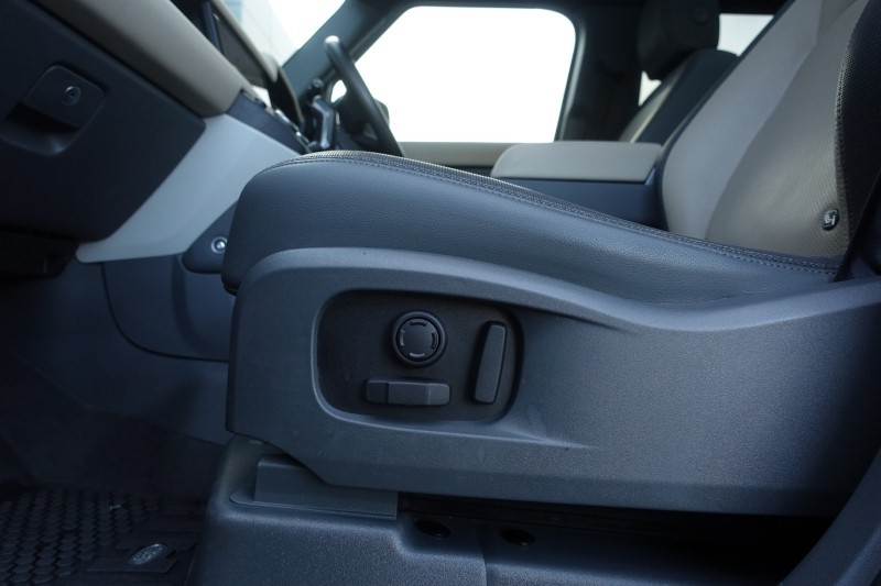 Used Land Rover Defender 2023 for sale - 78179951: Photo 59