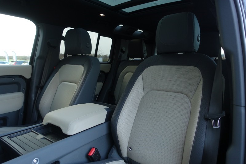 Used Land Rover Defender 2023 for sale - 78179951: Photo 60
