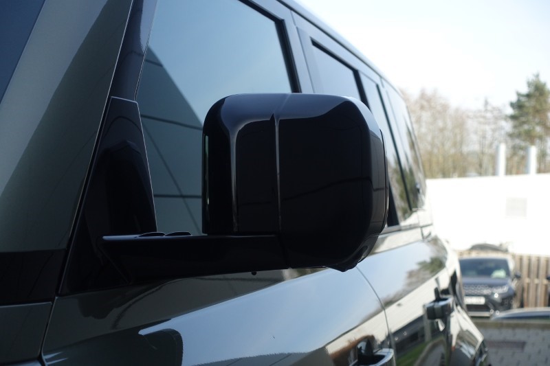 Used Land Rover Defender 2023 for sale - 77965418: Photo 32