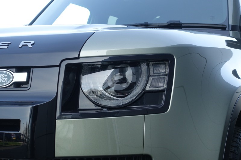 Used Land Rover Defender 2023 for sale - 77965418: Photo 33