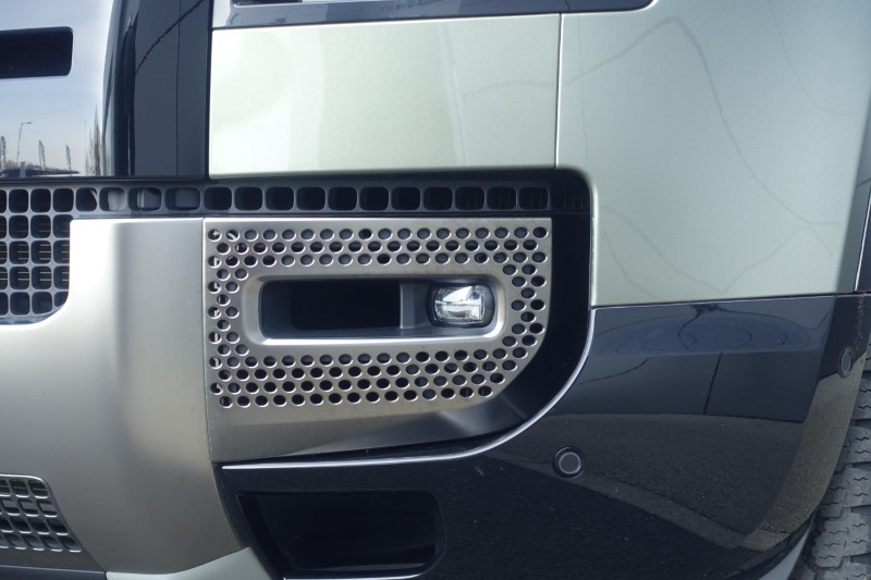 Used Land Rover Defender 2023 for sale - 77965418: Photo 34