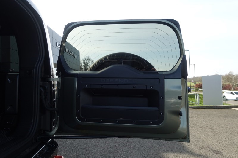 Used Land Rover Defender 2023 for sale - 77965418: Photo 36