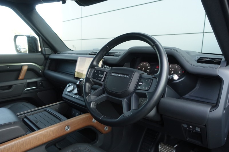 Used Land Rover Defender 2023 for sale - 77965418: Photo 52