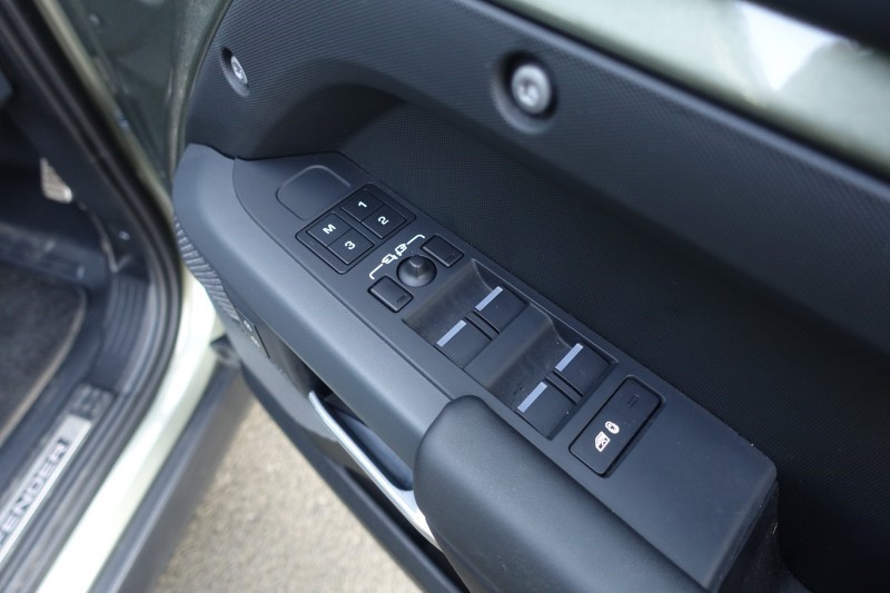 Used Land Rover Defender 2023 for sale - 77965418: Photo 59